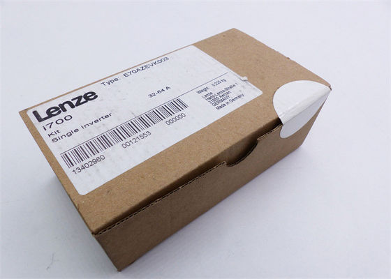 Invertitore trifase del motore di Lenze E70AZEVK003 messo per le singole asce 32 a 64 A