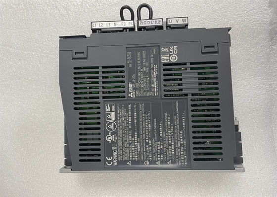 Sig. industriale fase J4 AC170 V di Mitsubishi dell'azionamento di MR-J4-20A 200W servo di 3