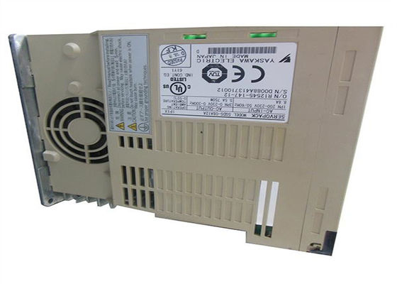 Azionamento senza spazzola 200V del servomotore di CA di SGDS-08A12A 230v al servo pacchetto Yaskawa