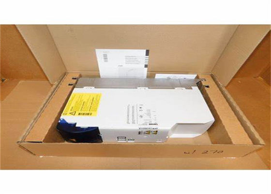L'alimentazione elettrica variabile dell'invertitore di frequenza di Lenze E70ACPSE0604S la tensione in ingresso corrente d'uscita da 400 VCA 60 amp