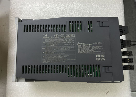 Mitsubishi MR-J4W3-444B Servoamplificatore AC Elettrico 0.4kw