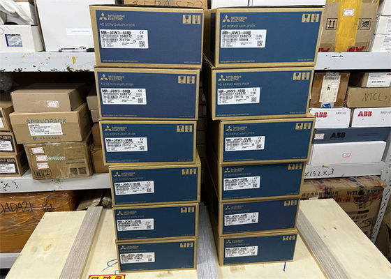 Mitsubishi MR-J4W3-444B Servoamplificatore AC Elettrico 0.4kw