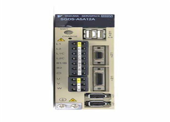 Il servo industriale di SGDS-A5A12A guida il servo driver 15A 200V 3000W di Yaskawa