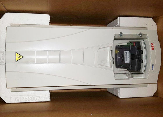 ACH550-01-023A-4+B055 3AUA0000004381 Convertitore di fase a trasmissione a frequenza variabile 11KW