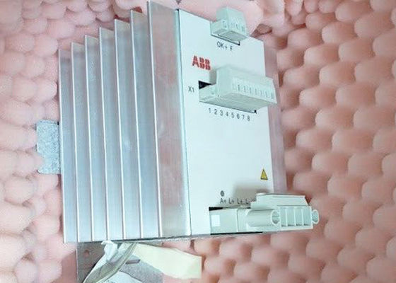 3BSE038226R1 Modulo alimentatori SS823 Sistema 800xA 24V 20A