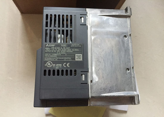 Invertitore variabile FR-E740-3.7K-CHT di frequenza di AC380-480V Mitsubishi per un motore di 3 fasi