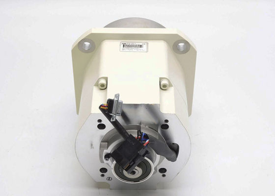 Il servomotore 3HAC17333-1 parte 2781W il tipo la B 200V 12A del motore M33