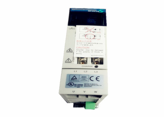 Amplificatore trifase di CA 200W dell'azionamento MR-J2S-20B HC-MF23 di CA di Mitsubishi servo servo con il motore