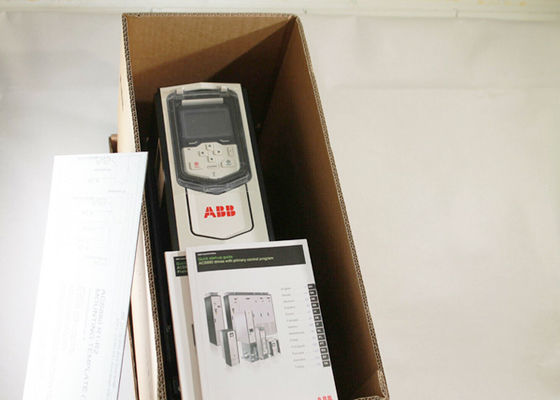 Azionamento 3AUA0000135128 dell'invertitore 5.2A di frequenza ACS880-01-05A2-5+B056+E200