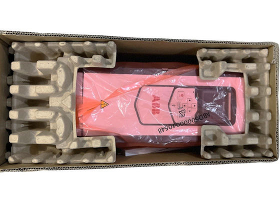 Azionamento dell'invertitore 3AUA0000135128 5.6A di frequenza ACS880-01-05A6-3