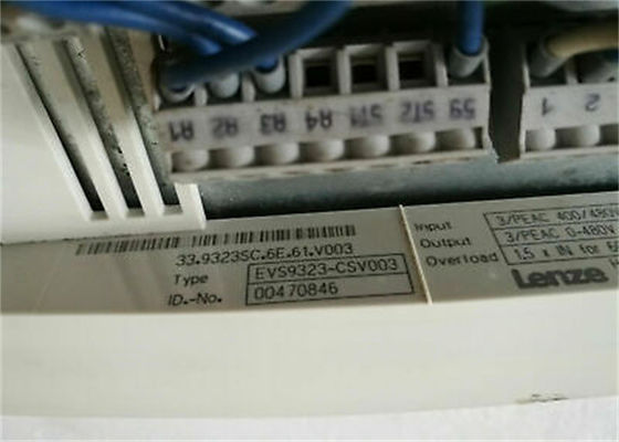 SERVO REGOLATORE di Lenze EVS9323-CSV003 9300 SERIE un chilowatt di 400/480 di VCA 1,5 (2 HP)