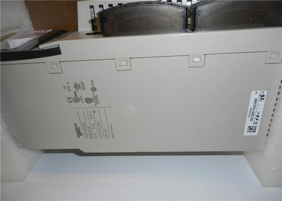 Peso 10 /2/ del CPU 2.00lbs dello SpA di 140CPU65260 Modicon Quantum 4 scanalature