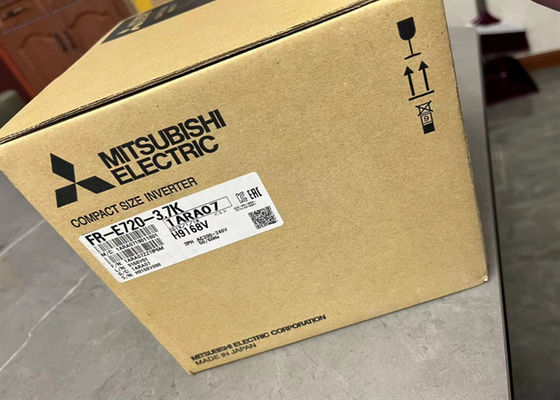 Invertitore variabile 200 V trifasi di frequenza di FR-E720-3.7K Mitsubishi
