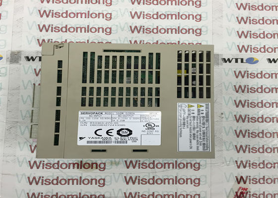 Il servomotore di CA di Yasakawa SGDM-02BDA determina l'ECCEDENZA DISPONIBILE MAI NON HA USATO l'ECCEDENZA