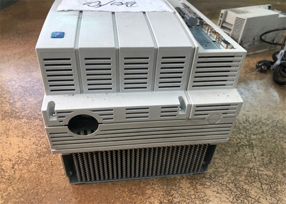 SERVO REGOLATORE di Lenze EVS9328-ESV004 9300 SERIE un chilowatt di 400/480 di VCA 22-30 (29.5-40.2 HP)