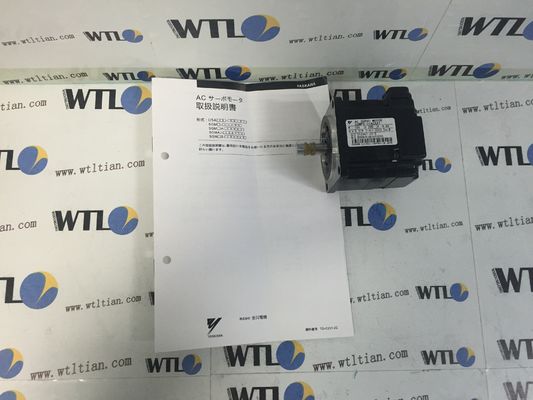 Servomotori industriali di CA del servomotore SGMPS-01ACA41 con la testa 100W dell'ingranaggio