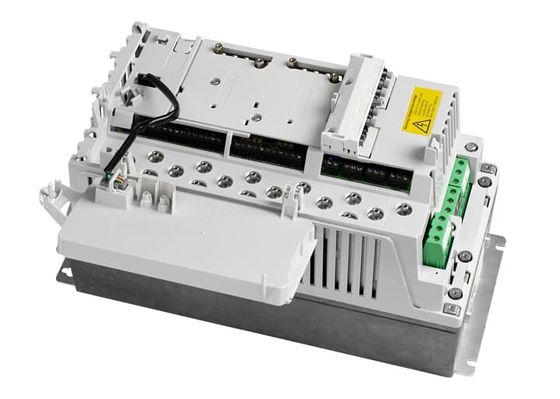 ABB ACS800-01-0006-3+P901 4kW 10,9A il numero delle fasi è dimensione R2 della pagina 3