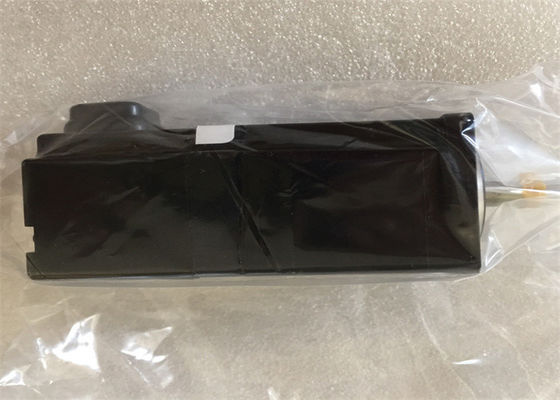 NUOVO servomotore industriale dei motori HC-AQ0135D 10W Melservo di Mitsubishi in azione