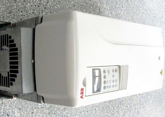 Azionamenti ACS800 31A dell'invertitore 68672929 di frequenza ACS800-U31-0020-5 singoli