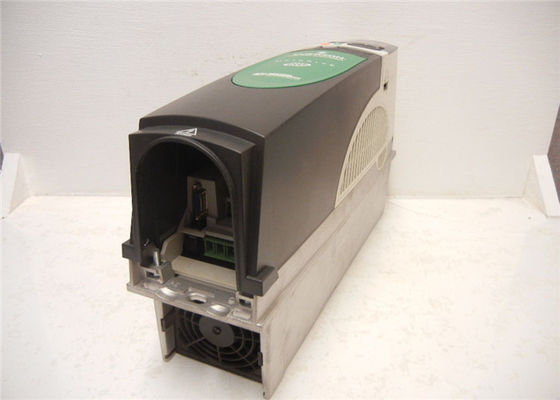 CA 3-Ph 5 HP 8.8A dell'invertitore 380-480V dell'azionamento SP1405 3KW di CA di tecniche di controllo di Nidec