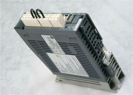driver universale Amplifier dell'interfaccia di impulso dell'azionamento MR-J3-40A del servomotore di CA di 400W MITSUBISHI
