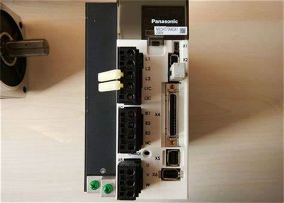 Serie 200V trifase del MINAS A5 dell'azionamento del servomotore di CA di Panasonic MEDKT7364CA1