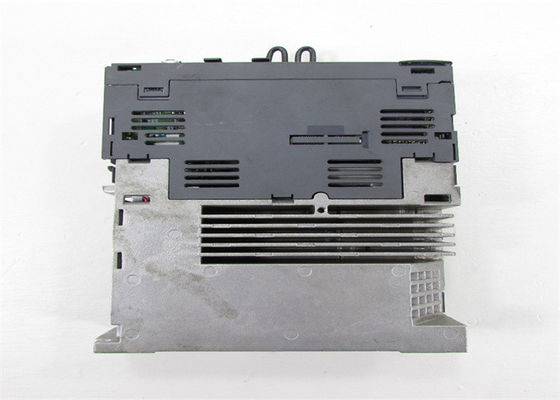 Servo azionamento industriale di CA dell'amplificatore MR-J3-10A-RX035T042 170V di Mitsubishi Electric 100W in azione