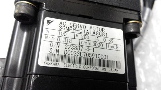 MOTORE di SGMPH-01A1AGC81 YASKAWA /HD-CP-20A-21-J803B-SP InsB 750W