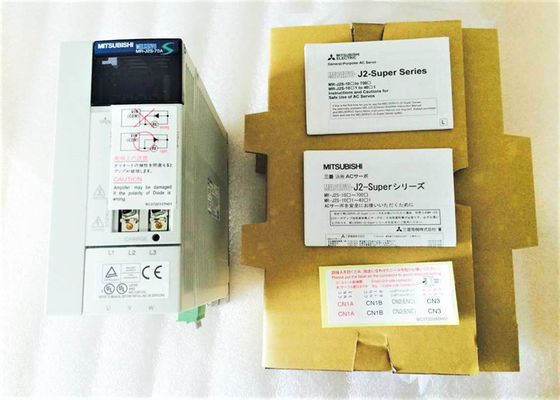 Il servo industriale di MR-J2S-40B-EE006 Mitsubishi guida 3 il servo amplificatore di FASE 400w