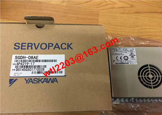 Il servo industriale 50/60HZ guida YASKAWA SGDH-08AE SERVOPACK nuovissimo