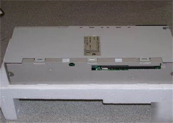 Ingresso/uscita LOCALE del PORTO RS-232C/422 512 della SCALA del MODULO del CPU di Omron CVM1-CPU21-EV2 SOLTANTO