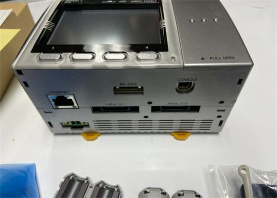 REGOLATORE FOTOELETTRICO PNP dei SENSORI 2-CAMERA di Omron ZFX-C25 	Controllore logico programmabile dello SpA