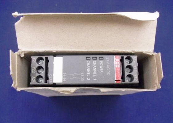 C577 relè 24VDC di sicurezza dell'apparecchiatura elettrica di comando di sicurezza del relé di protezione 1SAR501220R0001