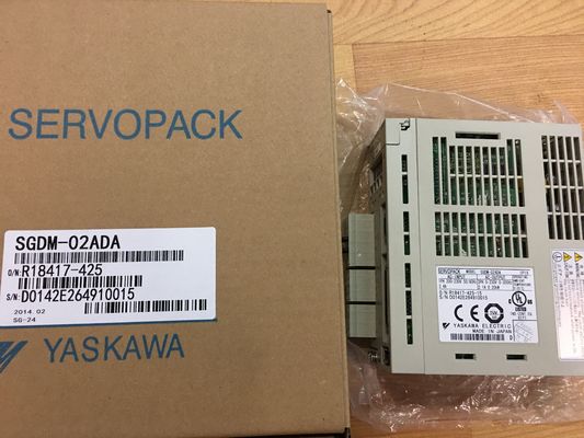Il servo industriale 50/60HZ guida YASKAWA SGDM-02ADA SERVOPACK nuovissimo