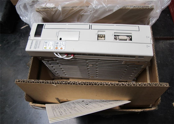 NUOVO SERVO AMP 2KW 200-230VAC 50/60HZ di CA 10 dell'AZIONAMENTO MR-H200B del GIAPPONE Mitsubishi