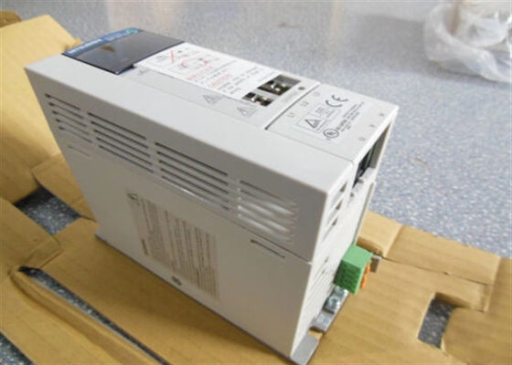 Il servo industriale MR-J2S-40A-EG055 guida il servo amplificatore di Mitsubishi