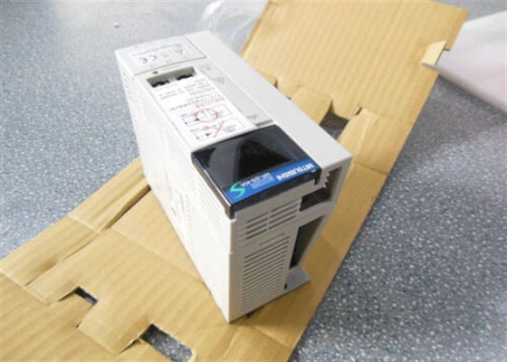 Il servo industriale MR-J2S-40A-EG055 guida il servo amplificatore di Mitsubishi
