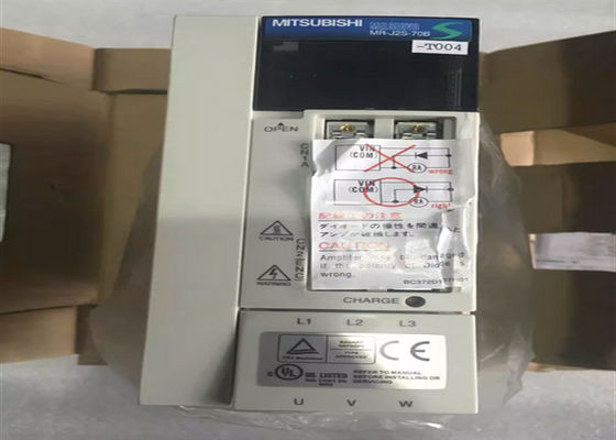 Il servo industriale MR-J2S-70B-T004 guida il servo amplificatore di Mitsubishi