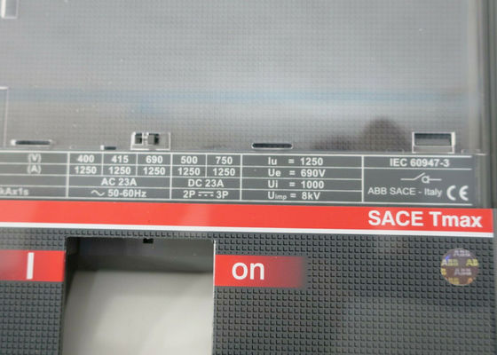 1SDA062036R1 l'INTERRUTTORE-SEZIONATORE TMAX T7D 1250 3P la F F HA MODELLATO gli INTERRUTTORI di CASO