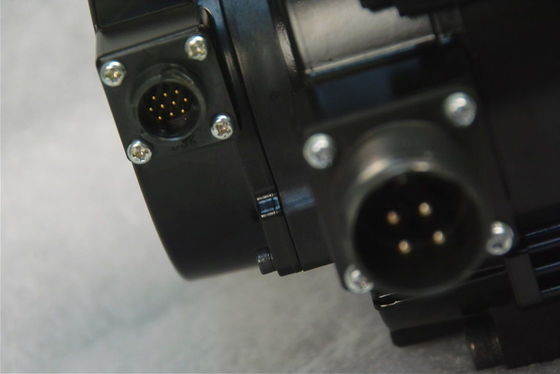 NUOVO Yaskawa SERVOMOTORE industriale ORIGINALE 16.7A 1500RMP di CA di SGMGV-20ADA21 1Pc