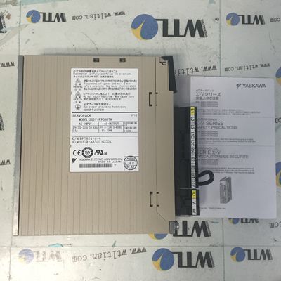 Il servo industriale 50/60HZ guida YASKAWA SGDV-R90A01A SERVOPACK nuovissimo