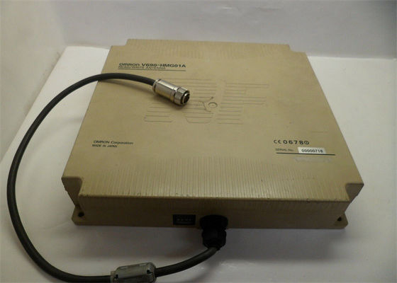 Omron V690-HMG01A ANTENNA/CONTROLLER controllore logico programmabile dello SpA di 2,4 gigahertz