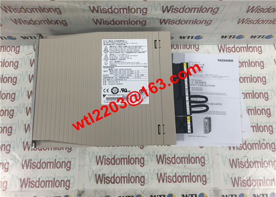 Azionamento del servomotore di CA di 1PH 200-230V, YASKAWA Servopack SGDV-5R5A01A 50/60HZ 3.7A