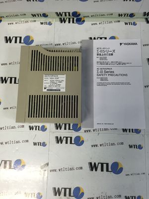 Un motore di Yaskawa della garanzia di anno guida SGD-A3AP Servopack 1PH 200-230V 50/60HZ 11AMPS