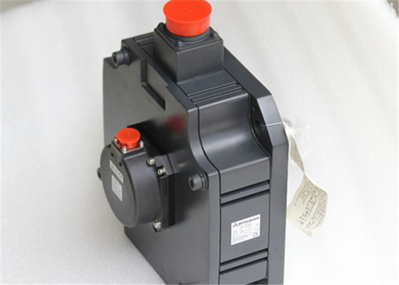 Servomotore industriale HC-UF202 3AC 110V 24A 2000R/MIN di Mitsubishi 2.0KW