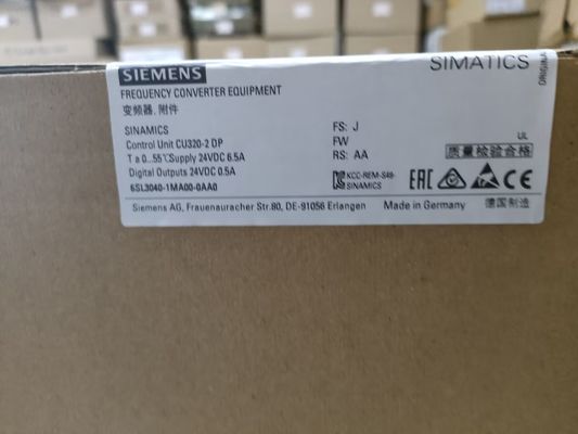 DP di Siemens 6SL3040-1MA00-0AA0 CU320-2 CON l'INTERFACCIA di PROFIBUS SENZA FLASH CARD COMPATTO.