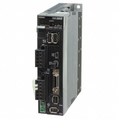 Servo CA 380 di OMRON R88D-KT15F ~ 480VAC il rifornimento 4.7A 480V carica 1,5 chilowatt 4.7A