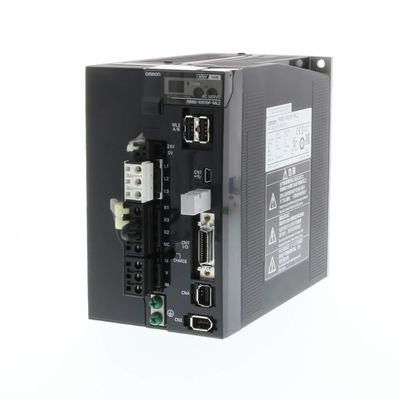 OMRON R88D-KT75F 3~ 400 VCA, tipo impulso/analogico, 7,5 chilowatt