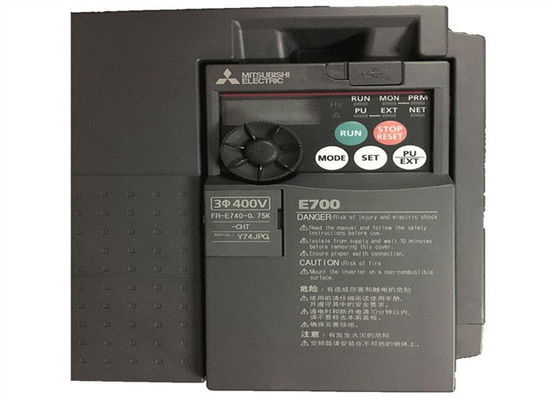 TENSIONE CA AMMISSIBILE trifase 380~480V dell'INVERTITORE di CA di MITSUBISHI FR-E740-0.75K-CHT 50HZ/60HZ