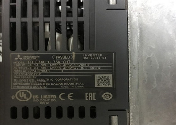 TENSIONE CA AMMISSIBILE trifase 380~480V dell'INVERTITORE di CA di MITSUBISHI FR-E740-0.75K-CHT 50HZ/60HZ